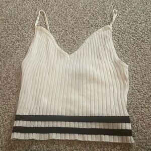Forever 21 White and Black Striped Crop Top Size S